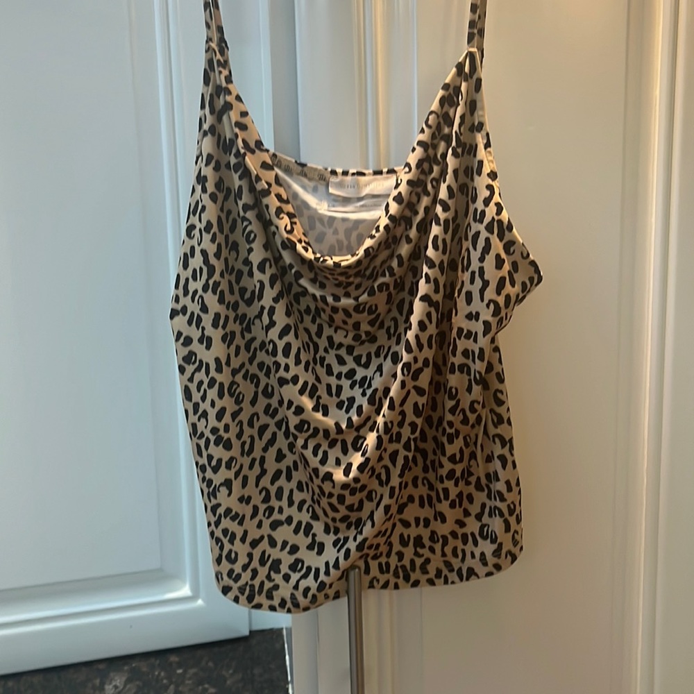 Silky leopard print tank
